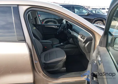 2021 Ford Escape Se from USA, damaged, VIN 1FMCU0G67MUB00313